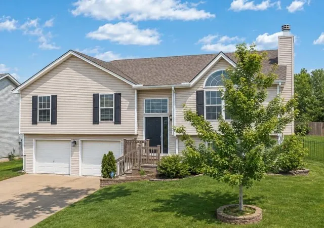 Photo 1 of Single family home for sale at 11013 Cleveland Ave, Kansas City, KS 66109 | MLS# 2629063 | Listing updated on 2026-09-12