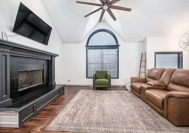 Photo 3 of Single family home for sale at 11013 Cleveland Ave, Kansas City, KS 66109 | MLS# 2629063 | Listing updated on 2026-09-12
