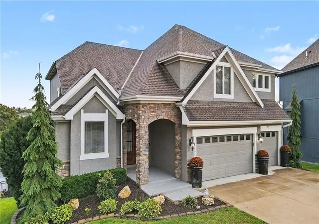 Photo 3 of Single family home for sale at 17595 N Alder Ct, Platte City, MO 64079 | MLS# 2629220 | Listing updated on 2026-09-19