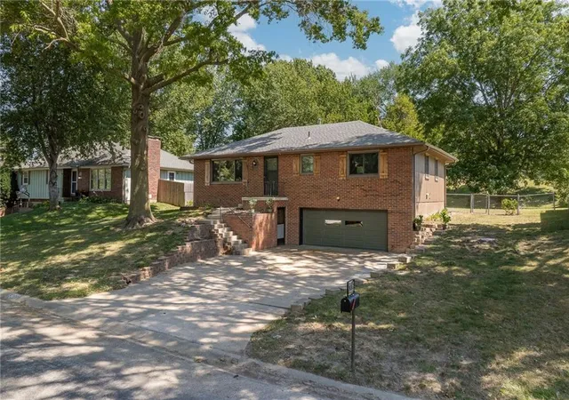 Photo 2 of Single family home for sale at 3209 N 36 Terrace, St Joseph, MO 64506 | MLS# 2629325 | Listing updated on 2026-10-03
