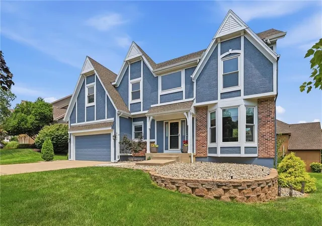 Photo 2 of Single family home for sale at 8900 W 148th Terrace, Overland Park, KS 66221 | MLS# 2630822 | Listing updated on 2026-10-08
