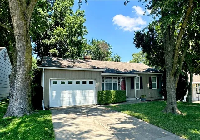 Photo 2 of Single family home for sale at 4010 W 63rd Street, Prairie Village, KS 66208 | MLS# 2631227 | Listing updated on 2026-09-25