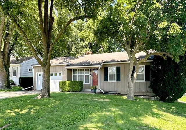 Photo 3 of Single family home for sale at 4010 W 63rd Street, Prairie Village, KS 66208 | MLS# 2631227 | Listing updated on 2026-09-25