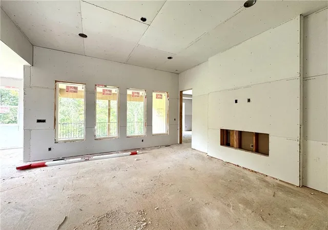 Photo 3 of Single family home for sale at 9004 N Everton Ave, Kansas City, MO 64153 | MLS# 2631254 | Listing updated on 2026-09-14