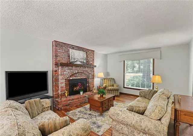 Photo 3 of Single family home for sale at 7213 N Bellefontaine Ave, Kansas City, MO 64119 | MLS# 2631261 | Listing updated on 2026-09-18