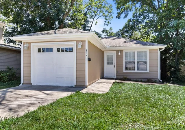 Photo 1 of Single family home for sale at 312 Grover St, Warrensburg, MO 64093 | MLS# 2631271 | Listing updated on 2026-09-11