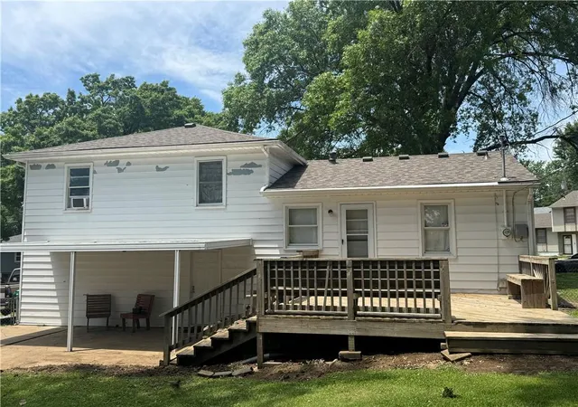Photo 4 of Single family home for sale at 3101 S 53Rd Ter, Kansas City, KS 66106 | MLS# 2631346 | Listing updated on 2026-10-19