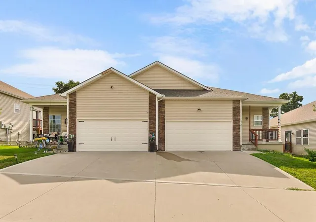 Photo 1 of Single family home for sale at 4745 S Union Ave, Independence, MO 64055 | MLS# 2631590 | Listing updated on 2026-10-08