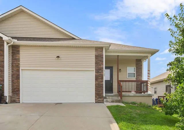 Photo 2 of Single family home for sale at 4745 S Union Ave, Independence, MO 64055 | MLS# 2631590 | Listing updated on 2026-10-08