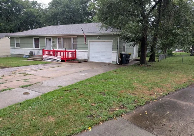 Photo 1 of Single family home for sale at 8602 Winchester Ave, Kansas City, MO 64138 | MLS# 2631784 | Listing updated on 2026-09-14