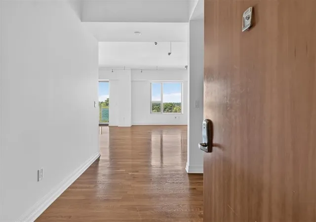 Photo 3 of Condo for sale at 4950 Central St #805, Kansas City, MO 64112 | MLS# 2631997 | Listing updated on 2026-09-15