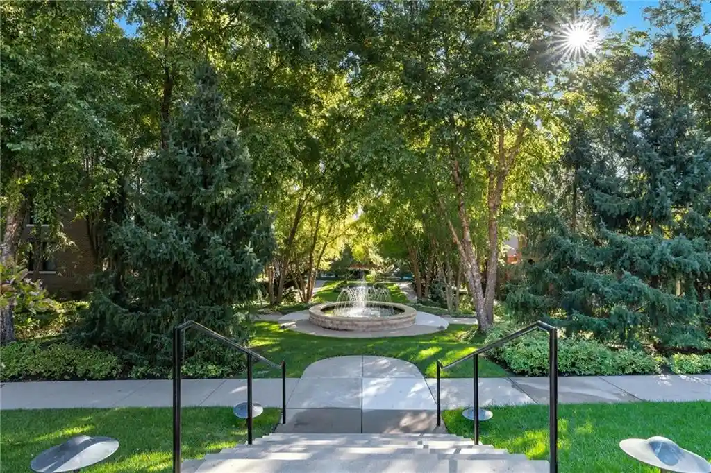 Listing Photo 59 - Condo for sale in 4950 Central St located at 4950 Central St, Kansas City, MO 64112 - Unit #805