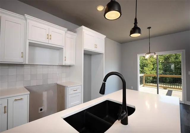 Photo 3 of Single family home for sale at 4719 E 135th Court, Grandview, MO 64030 | MLS# 2632031 | Listing updated on 2026-09-13