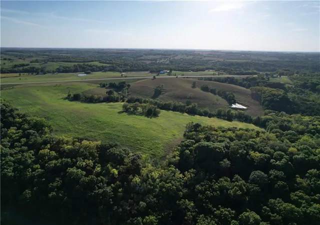 Photo 4 of Sale Pending at US Hwy 73, Atchison, KS 66002 | MLS# 2632110 | Listing updated on 2026-10-19
