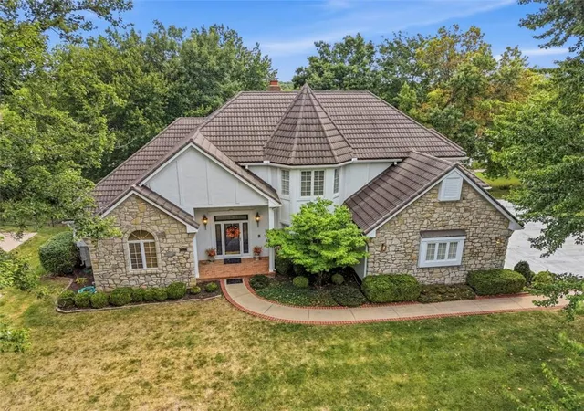 Photo 3 of Sale Pending at 13007 Walmer St, Leawood, KS 66209 | MLS# 2632248 | Listing updated on 2026-09-12