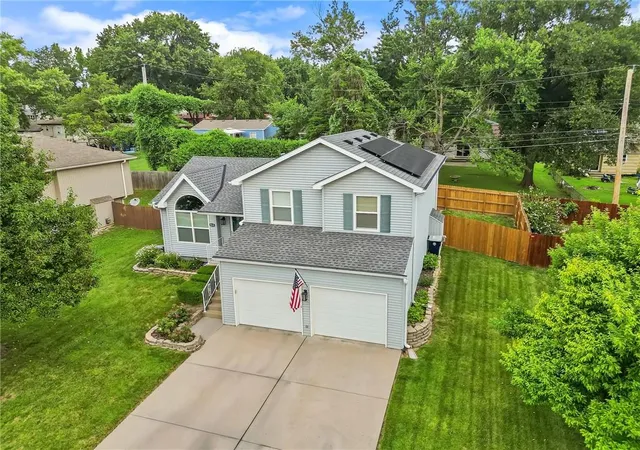 Photo 1 of Sale Pending at 5112 Ne 55th Terrace, Kansas City, MO 64119 | MLS# 2632315 | Listing updated on 2026-09-15