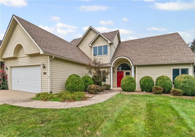 Photo 1 of Single family home for sale at 1405 Kensington Ct, Warrensburg, MO 64093 | MLS# 2632608 | Listing updated on 2026-09-15