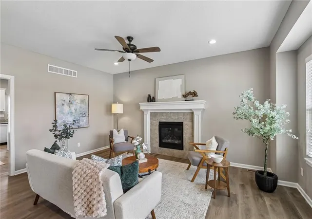 Photo 3 of Single family home for sale at 1801 NW Hilltop Ct, Grain Valley, MO 64029 | MLS# 2632747 | Listing updated on 2026-09-15