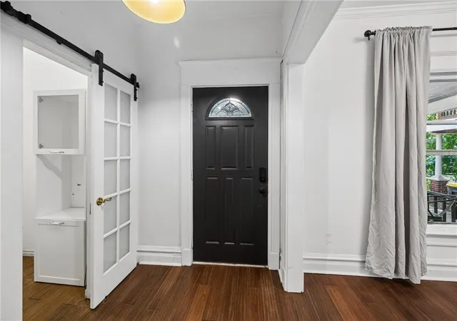 Photo 4 of Single family home for sale at 3314 Charlotte St, Kansas City, MO 64109 | MLS# 2633088 | Listing updated on 2026-09-15
