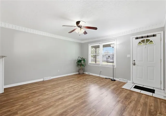 Photo 4 of Sale Pending at 12124 E 31st Street S, Independence, MO 64052 | MLS# 2633457 | Listing updated on 2026-09-15