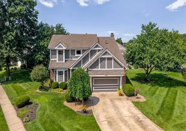 Photo 1 of Sale Pending at 7901 W 152 Terrace, Overland Park, KS 66223 | MLS# 2633478 | Listing updated on 2026-10-08