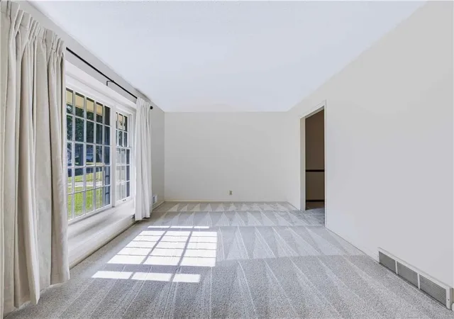 Photo 3 of Single family home for sale at 8706 Mackey St, Overland Park, KS 66212 | MLS# 2633515 | Listing updated on 2026-10-01
