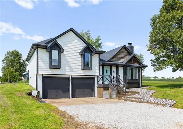 Photo 3 of Single family home for sale at 1411 Nw 200th Road, Holden, MO 64040 | MLS# 2633586 | Listing updated on 2026-09-21