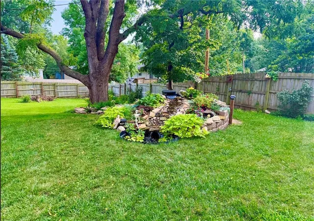 Photo 4 of Single family home for sale at 817 E Cothrell St, Olathe, KS 66061 | MLS# 2633679 | Listing updated on 2026-10-02