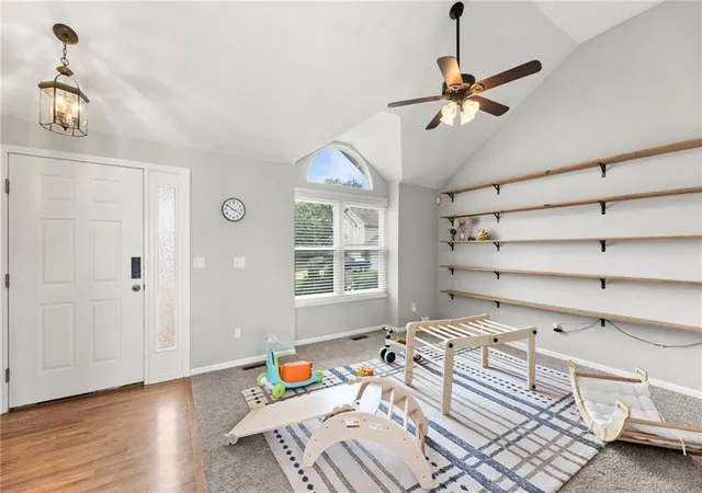 Photo 4 of Single family home for sale at 4401 SW Hillside Dr, Lees Summit, MO 64082 | MLS# 2633681 | Listing updated on 2026-09-13