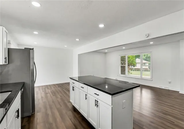 Photo 4 of Single family home for sale at 2508 NW 86th Street, Kansas City, MO 64154 | MLS# 2633752 | Listing updated on 2026-09-10
