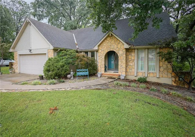 Photo 1 of Single family home for sale at 5778 Bower St, Kansas City, MO 64133 | MLS# 2633786 | Listing updated on 2026-09-14
