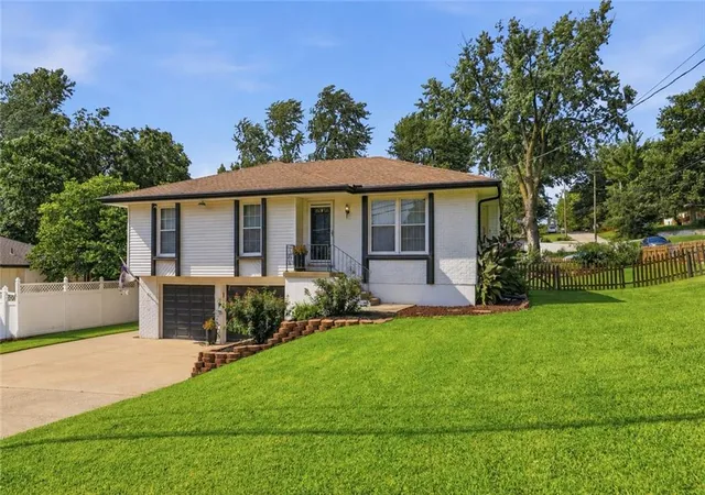 Photo 1 of Single family home for sale at 4744 NE 38th Street, Kansas City, MO 64117 | MLS# 2634100 | Listing updated on 2026-09-14