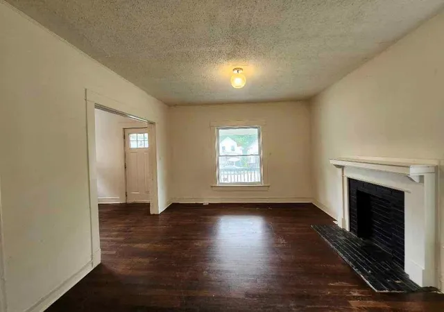 Photo 4 of Single family home for sale at 3426 Park Ave, Kansas City, MO 64109 | MLS# 2634104 | Listing updated on 2026-09-11