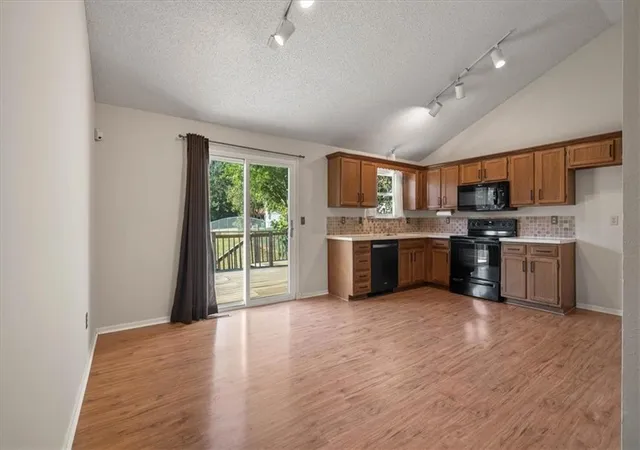 Photo 4 of Single family home for sale at 524 SE Steeple Ln, Blue Springs, MO 64014 | MLS# 2634159 | Listing updated on 2026-09-14