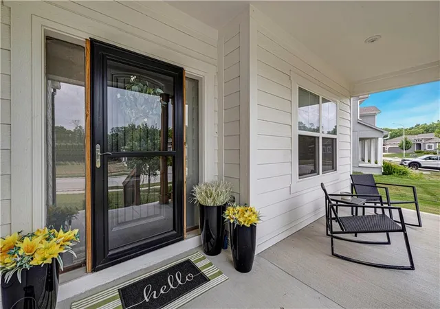 Photo 3 of Single family home for sale at 6613 NW 106th Street, Kansas City, MO 64154 | MLS# 2634214 | Listing updated on 2026-09-12