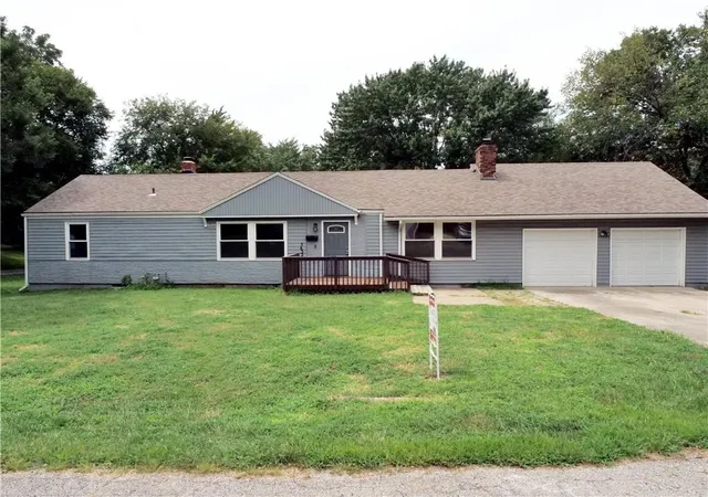 Photo 1 of Sale Pending at 5432 Ralston Ave, Raytown, MO 64133 | MLS# 2634527 | Listing updated on 2026-09-13