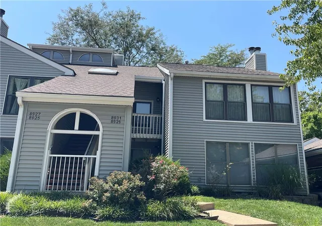 Photo 1 of Sale Pending at 8929 W 106 Terrace, Overland Park, KS 66212 | MLS# 2634695 | Listing updated on 2026-09-22
