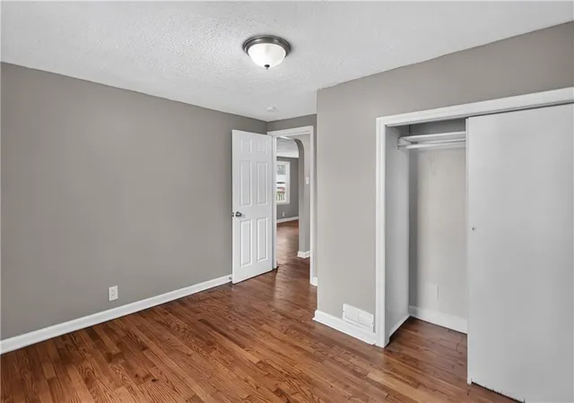 Photo 3 of Single family home for sale at 4625 Georgia Ave, Kansas City, KS 66104 | MLS# 2634844 | Listing updated on 2026-09-24