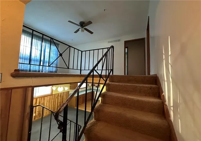 Photo 3 of Single family home for sale at 854 N Aztec Dr, Independence, MO 64056 | MLS# 2634888 | Listing updated on 2026-10-13