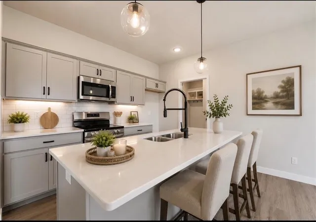 Photo 3 of Single family home for sale at 3020 Nw 96th Terrace, Kansas City, MO 64154 | MLS# 2634892 | Listing updated on 2026-09-14