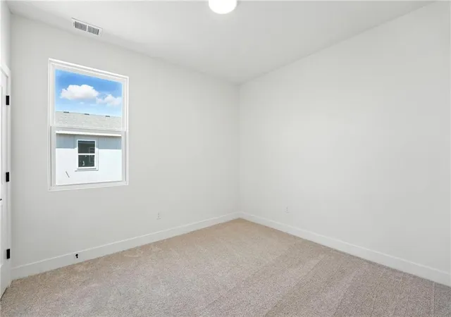 Photo 4 of Sale Pending at 20624 Barker St, Spring Hill, KS 66083 | MLS# 2634903 | Listing updated on 2026-09-14