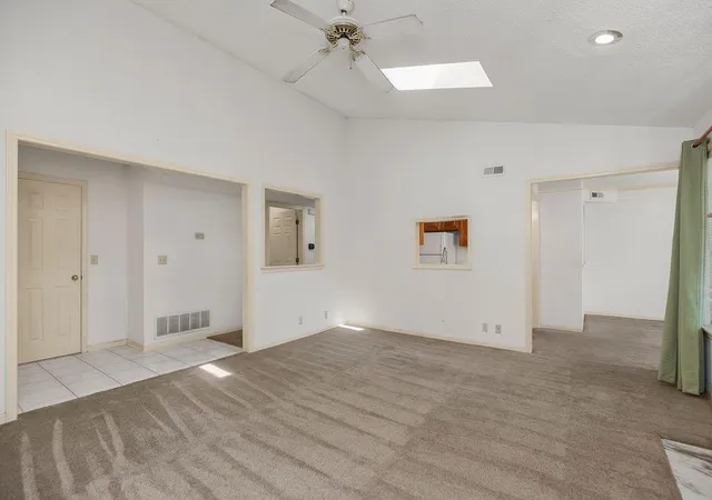 Listing Photo 5 - Condo for sale in building located at 4025 S Crysler #80th Ave, Independence, MO 64055 - Unit #80