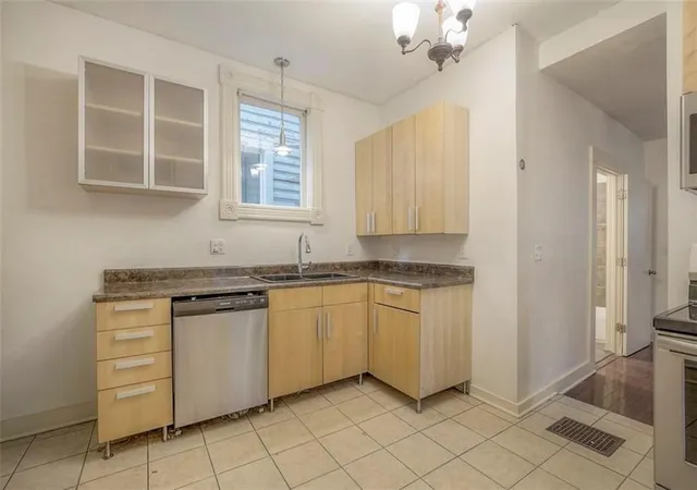 Photo 3 of Single family home for sale at 313 Ord St, Kansas City, MO 64124 | MLS# 2634974 | Listing updated on 2026-09-14