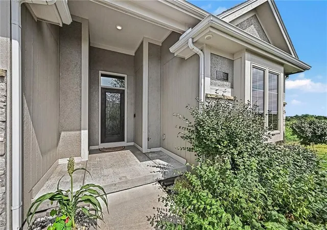Photo 2 of Single family home for sale at 11031 N Euclid Ave, Kansas City, MO 64155 | MLS# 2635105 | Listing updated on 2026-10-07