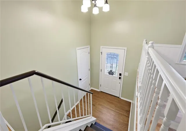 Photo 3 of Single family home for sale at 5519 Nw Verlin Dr, Kansas City, MO 64152 | MLS# 2635201 | Listing updated on 2026-09-15