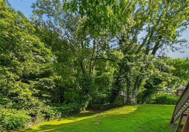 Photo 3 of Single family home for sale at 7007 N Pennsylvania Ave, Kansas City, MO 64118 | MLS# 2635267 | Listing updated on 2026-09-14