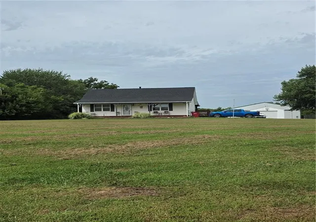 Photo 3 of Single family home for sale at 410 N Carrico Rd, Lone Jack, MO 64070 | MLS# 2635305 | Listing updated on 2026-09-13