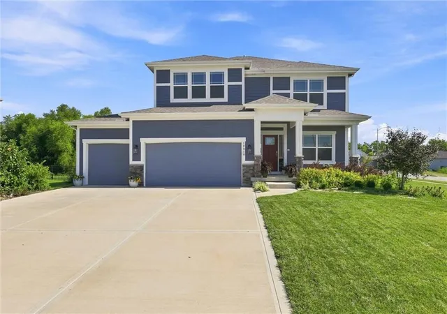 Photo 1 of Single family home for sale at 18910 W 189th Street, Spring Hill, KS 66083 | MLS# 2635461 | Listing updated on 2026-10-07