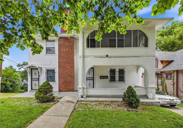 Multi family home for sale at 4301-4303 Virginia Ave, Kansas City, MO 64110 | MLS# 2635482