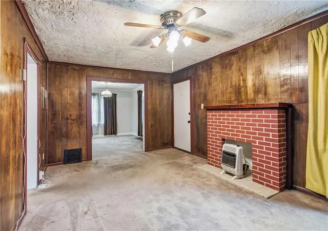 Listing Photo 5 - Condo for sale in building located at 4301-4303 Virginia Ave, Kansas City, MO 64110